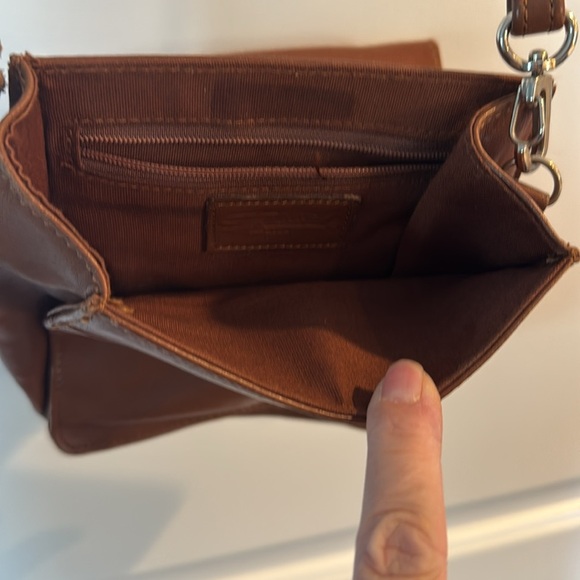 Fossil Women's Brown Leather silver Tone Crossbody Bag With Magnetic Lock Sz S - Picture 5 of 14